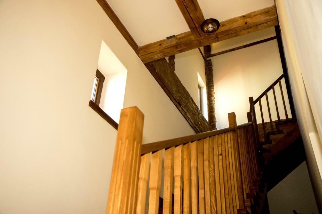 Antique ApartHotel Alba Iulia Extérieur photo